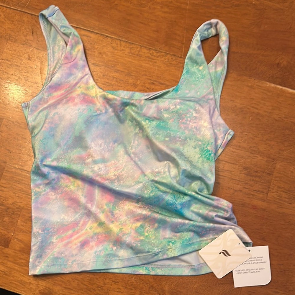 Fabletics Green and Blue Fitted Sleeveless Tank Top